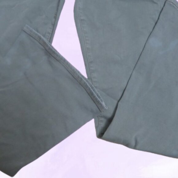 American Eagle Outfitters stretch super hi-rise flare denim jeans in green 0 - Picture 11 of 11